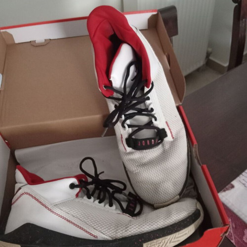 Jordan athletic shoes used, white, size 46
