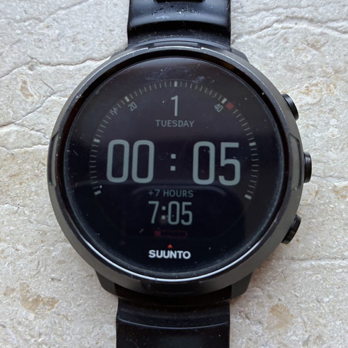 Suunto D5 dive computer like new
