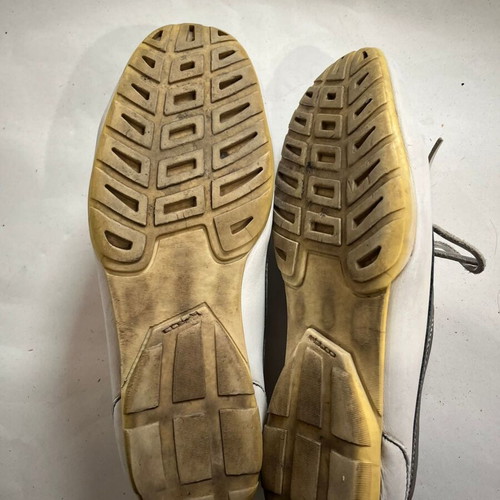Men's flat shoes used size 43, genuine leather, white and blue