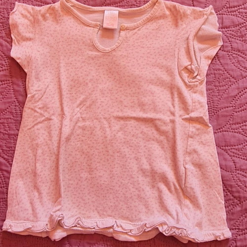 Pack of 12 t shirts for 2-year-old girl like new