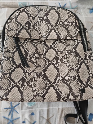 Parfois backbag like new