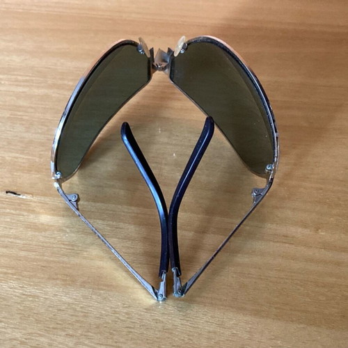 Diesel DS0050 sunglasses like new, green and gold