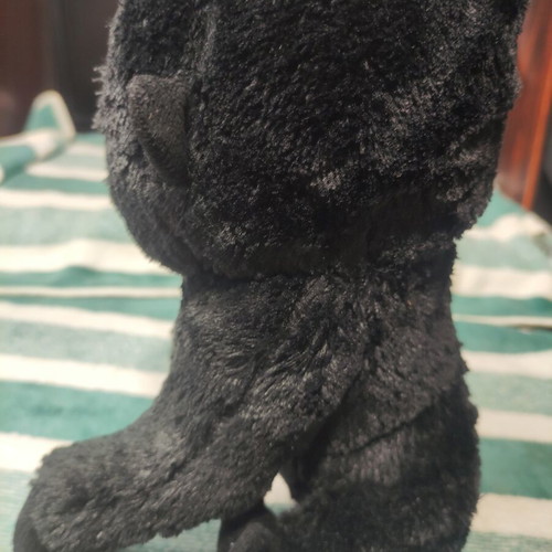 Beanie Boos Ty Plush Gorilla 23cm like new, eye scratch