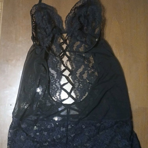 Pinkwomen lace slip size M like new
