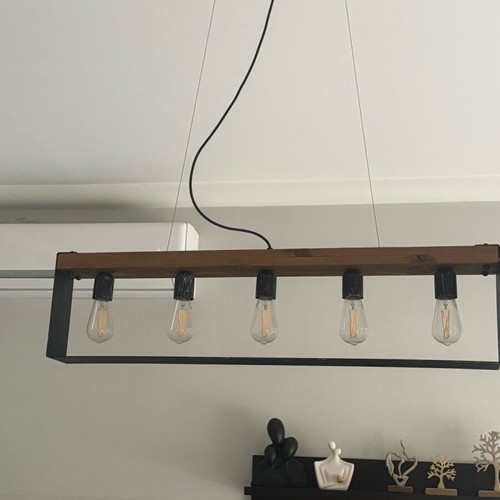 Lighting fixture 1 meter with 2 wall lamps like new, very bright