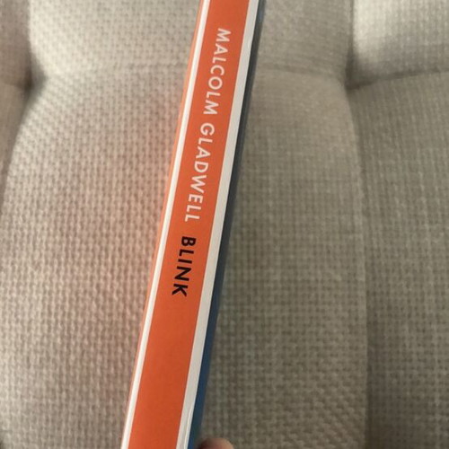 Blink by Malcolm Gladwell book