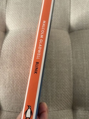 Blink by Malcolm Gladwell book