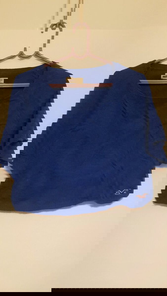 Κοντό πουλοβεράκι crop Hollister