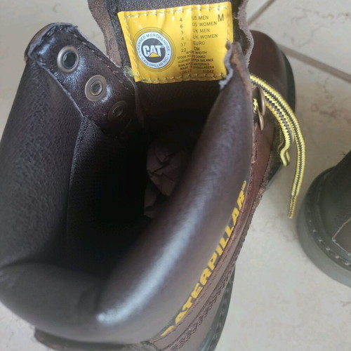 Caterpillar leather boots new, size 37