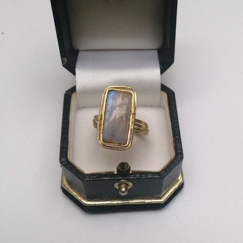 Handmade silver 925 ring gold plated 24kt with natural moonstone