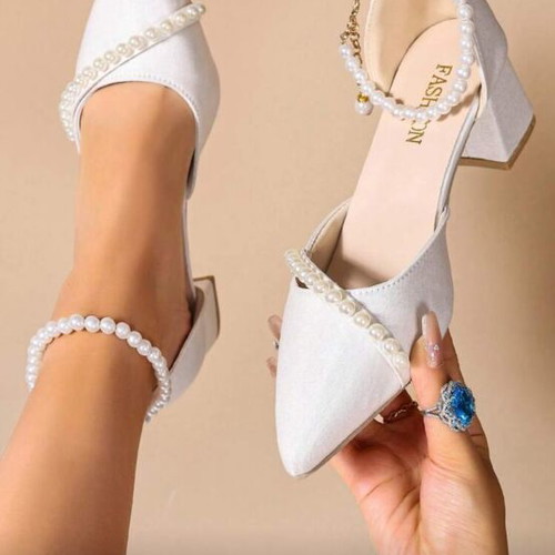 Shein white heeled shoes new, size 40