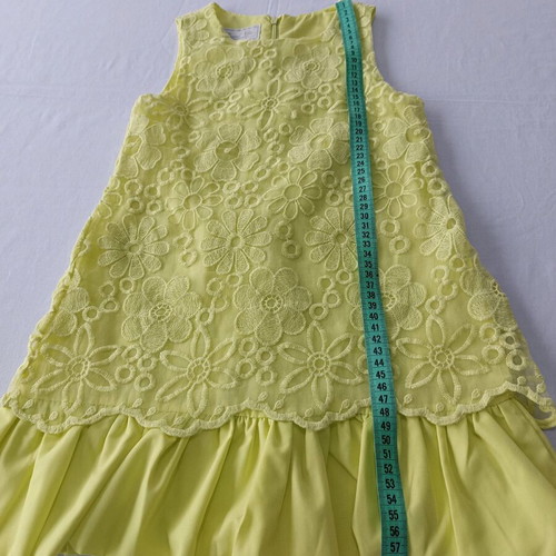 Mayoral dress for girl 6 years like new, lemon yellow with floral lace