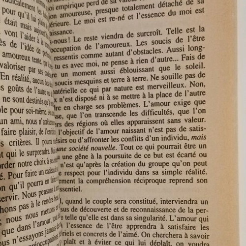 Literature like new, art of language and philosophy in French
