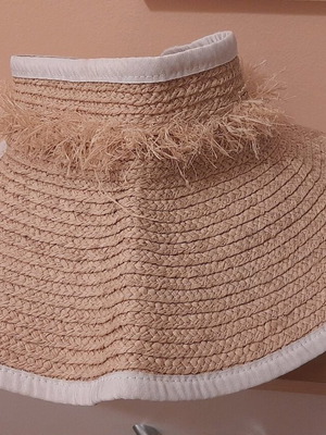 Straw beach hat like new, beige, size L