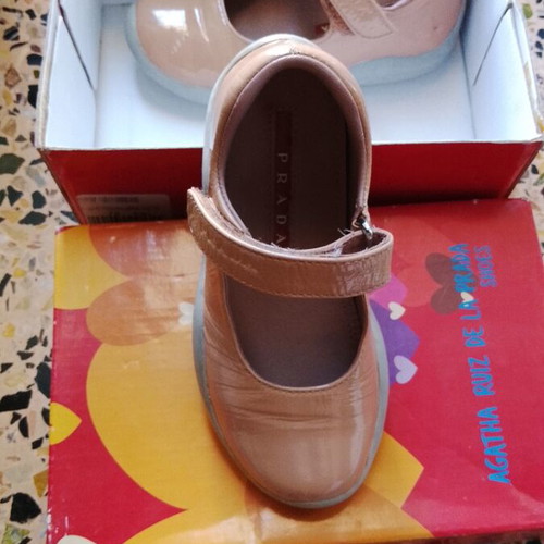Children's shoes
