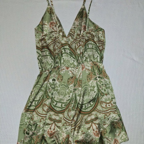 Printed one-piece shorts jumpsuit like new, one size
