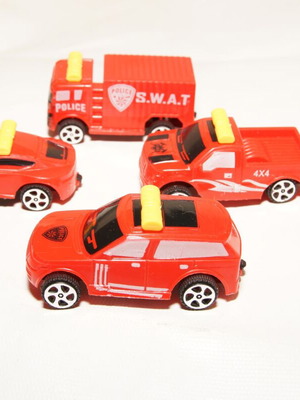 Plastic fire toy cars like new, pack of 7 pieces