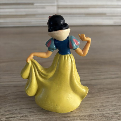 Disney Snow White figure from Bullyland collectible miniatures series