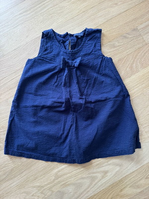 Tommy Hilfiger dress 12-18 months like new
