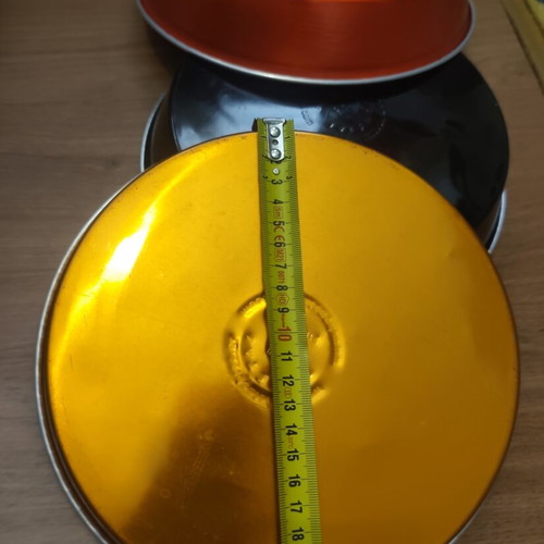 Set of 3 round baking pans 22 cm new