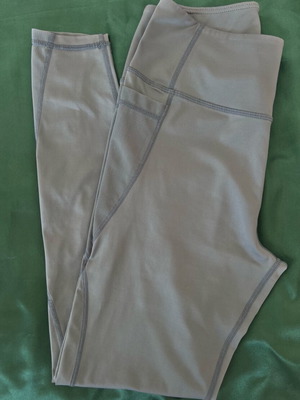 SHEIN sports leggings size S like new, baby blue with transparent pockets
