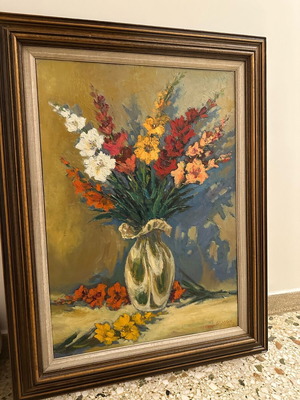 Painting used in excellent condition