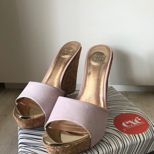 Exe leather platform shoes used, nude color