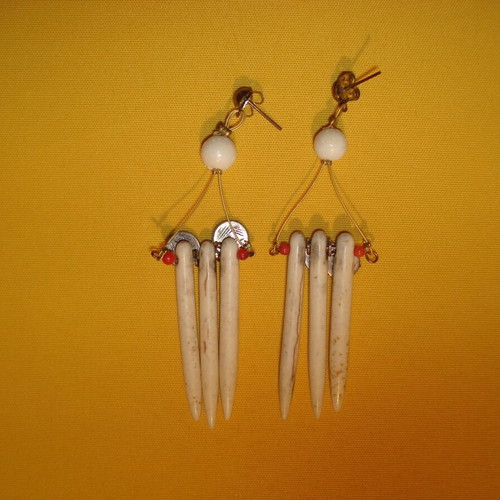 Vintage unique earrings used
