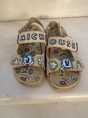 Zara Disney πέδιλα Mickey Mouse μεταχειρισμένα, νούμερο 28