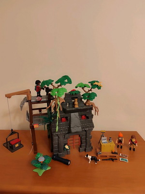 Playmobil The Explorers 9429 set used, with two dinosaurs