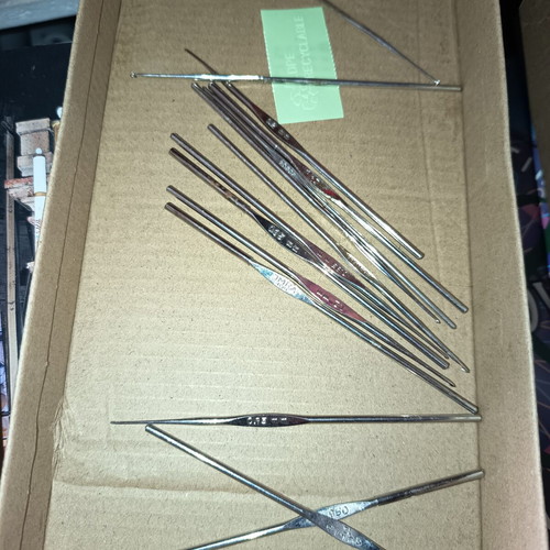 Sewing Needles new, pack of about 20, silver, Jumra, Tulip