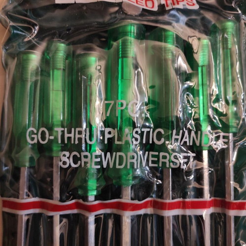 Set of 7 large screwdrivers new in packaging