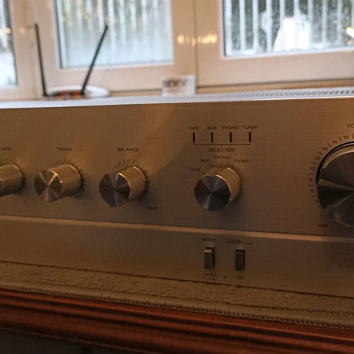 Sharp SM-21 integrated stereo amplifier like new