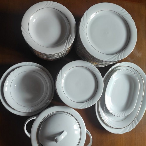 Eschenbach Bavaria vintage porcelain dinnerware set like new