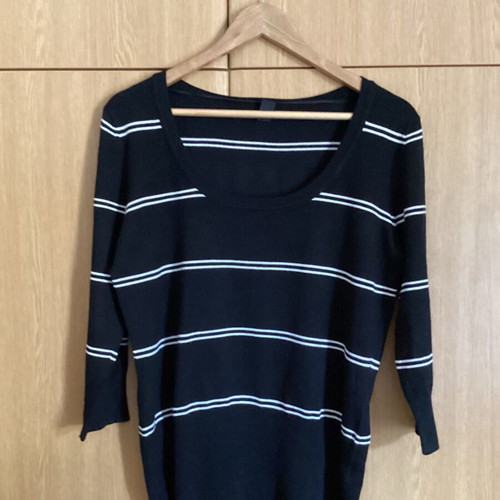 H&M black blouse with white stripes like new, 3/4 sleeves, size XXXL