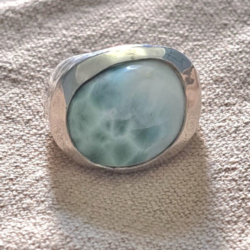 Handmade 925 silver ring with natural Larimar