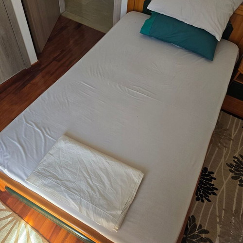 Bed 1.90×1.10 used, very good condition