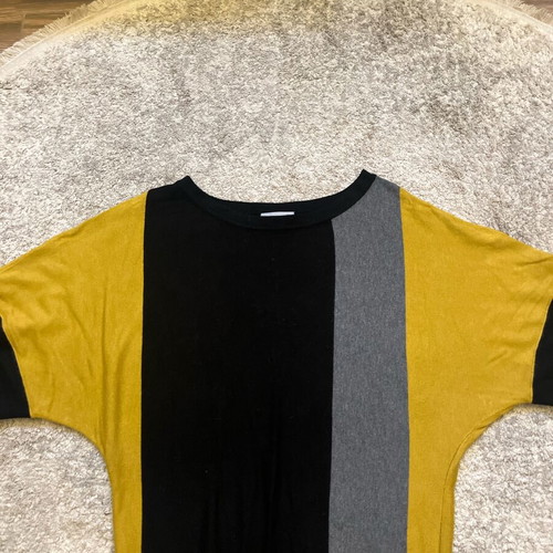 Wallis blouse size Small like new, black and grey