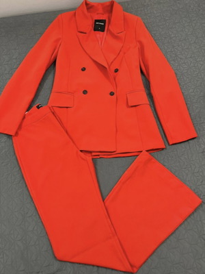 Red suit set like new, size S