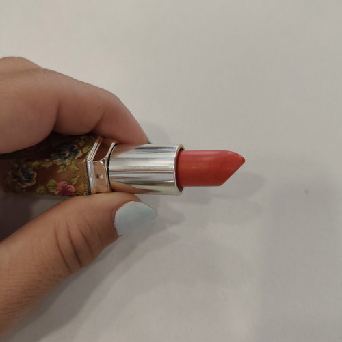 Lipsticks new, set of two summer colors