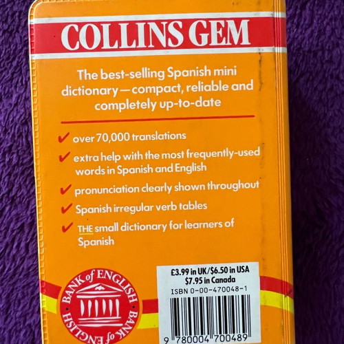 Collins Spanish pocket dictionary used, excellent condition