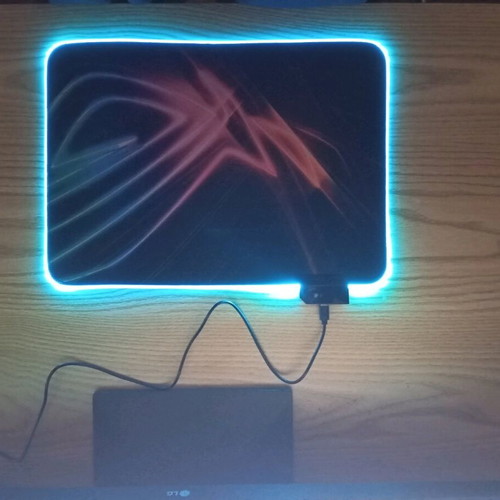 Gaming Mousepad ρυθμιζόμενο RGB, διαστάσεις 40x50, καινούργιο