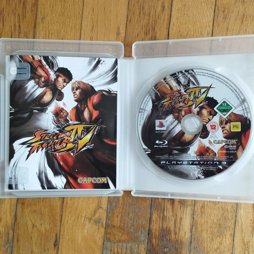 Street Fighter 4 PS3 game used, complete