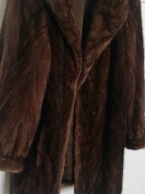 Brown fur coat like new