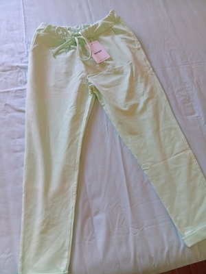 MOMO pants new, mint color, one size fits up to small XL