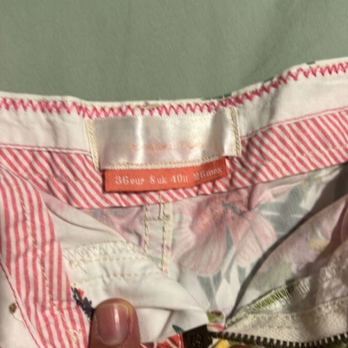 Bershka floral shorts size S