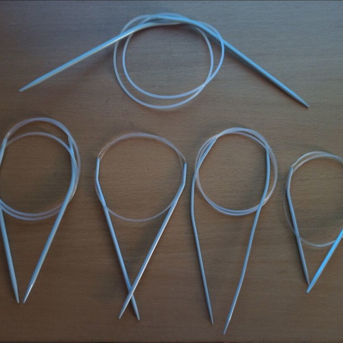 Circular knitting needles like new, pack of 11 pieces