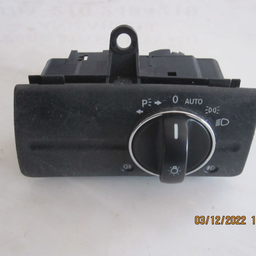 Mercedes W211 '02-'09 light switch used