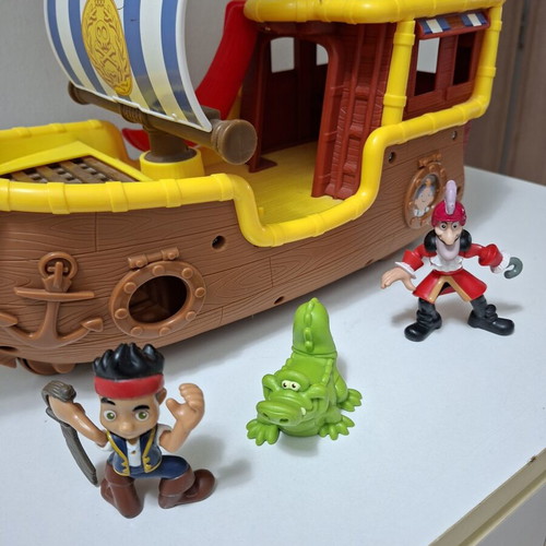 Mattel Capt. Jake Large Pirate Ship like new