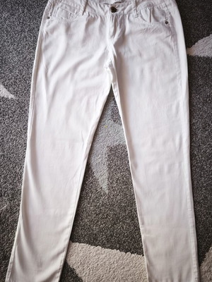 BSB White Pants Size 40 Like New